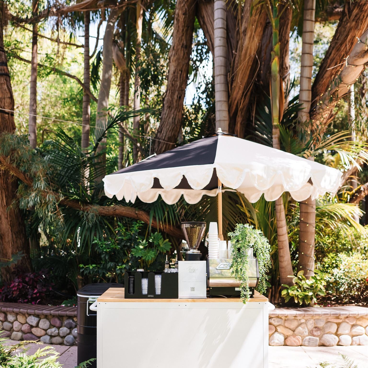 Coffee cart catering for weddings in Los Angeles and Ventura County